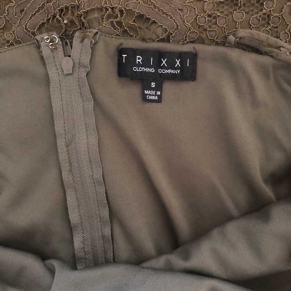 Olive Lace Detail Dress - Picture 4 of 4